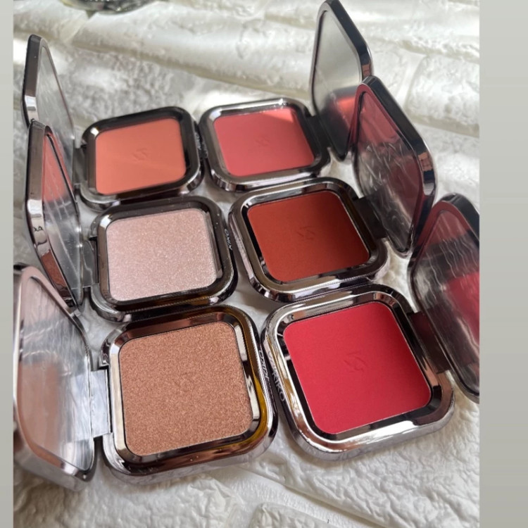 رژگونه دوپ کیکو