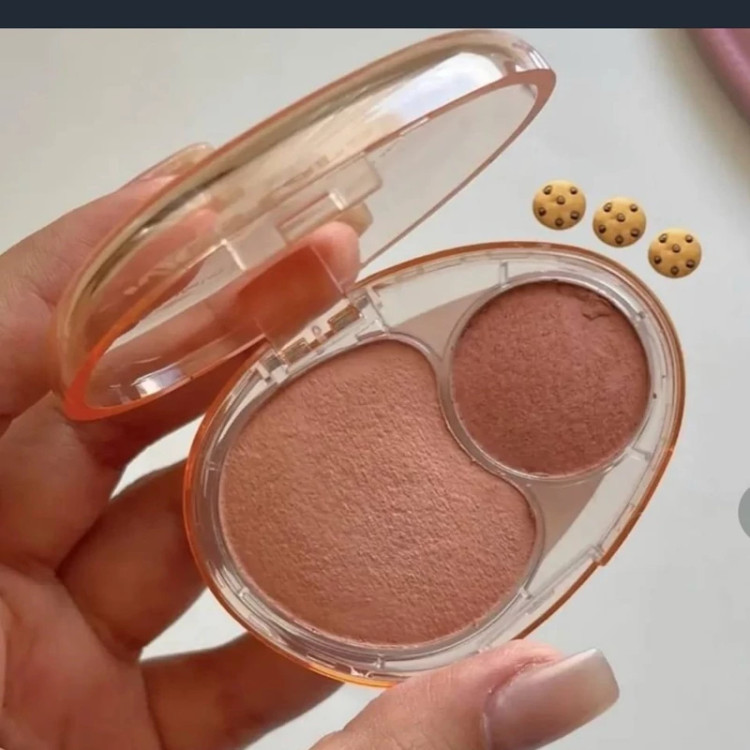 رژگونه و سایه خمیری میس لارا