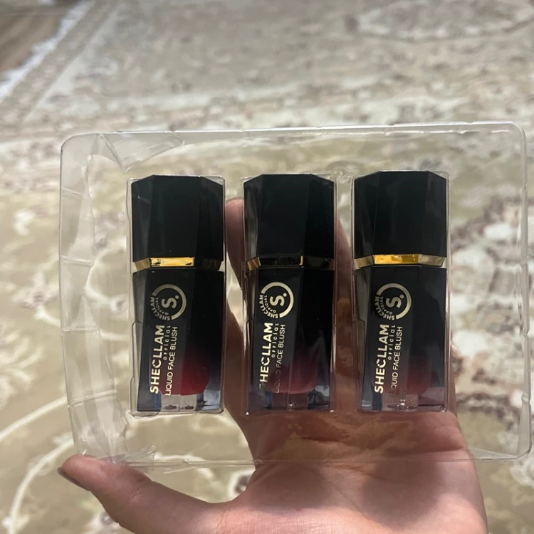 رژگونه پد دار طرح شیگلم